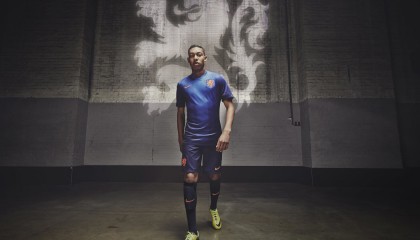 开云体育下载-当探戈舞步踏碎格子军魂，布鲁诺在美加墨的封神之战