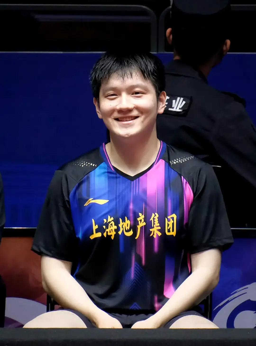 日本队翻盘瑞典队,樊振东刷新纪录 日本队翻盘瑞典队,樊振东刷新纪录