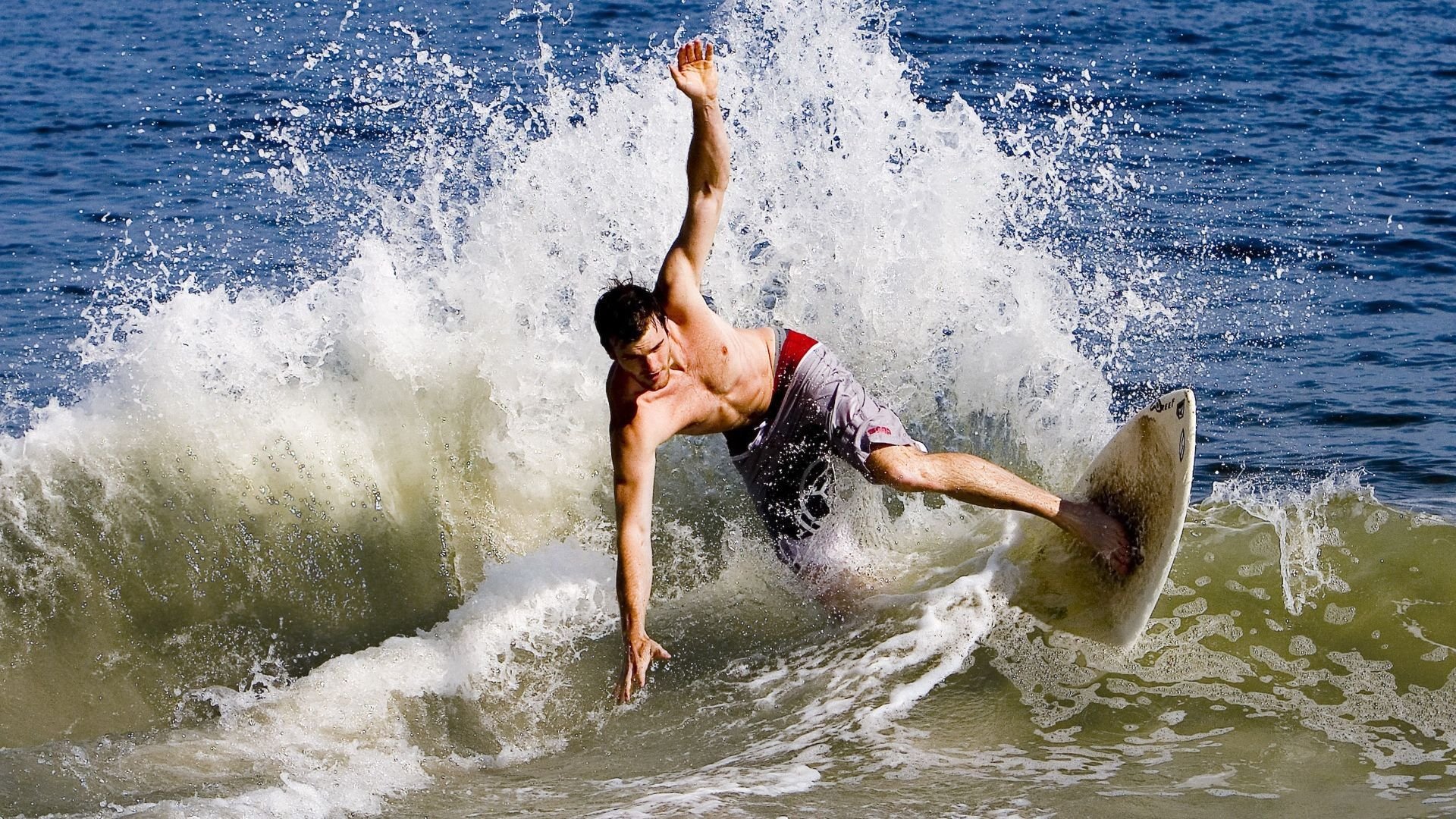 楚阿梅尼爆发,芬兰式节奏掌控,如何让英格兰三狮变困兽?