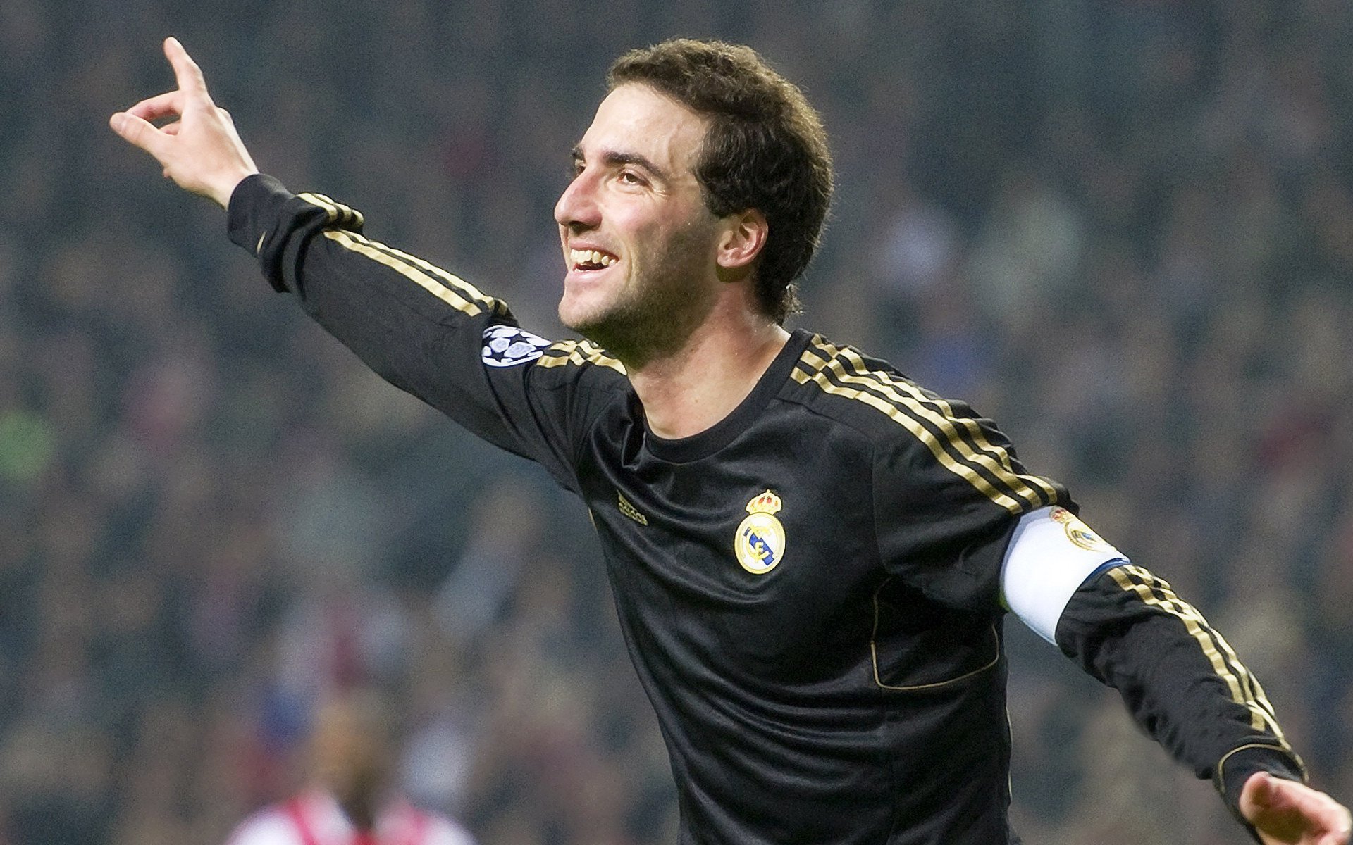 年度焦点之战之夜,德里赫特,从钢铁防线到破碎的焦点